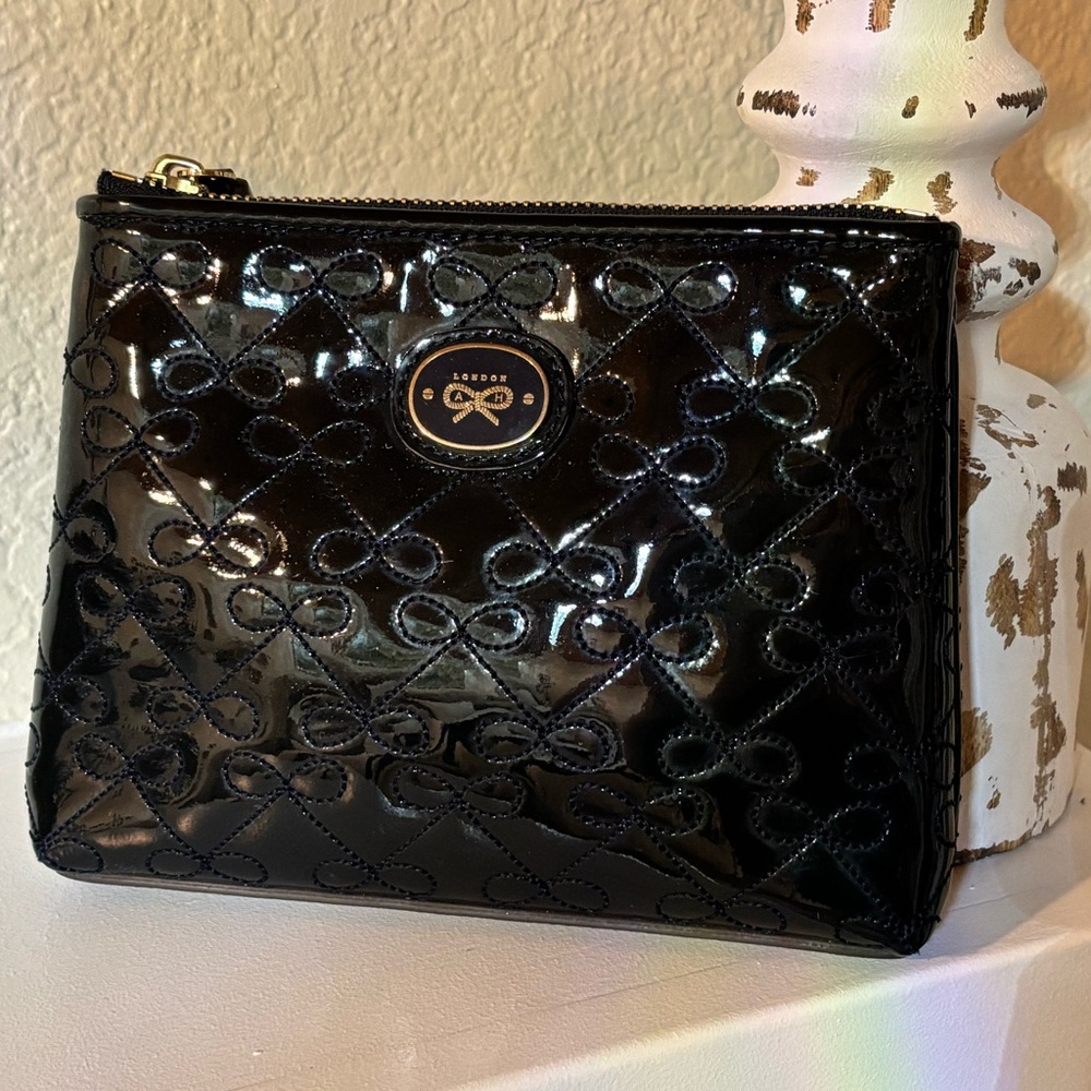 Luxury… Anya Hindmarch Glossy Black Quilted Cosmetic Bag